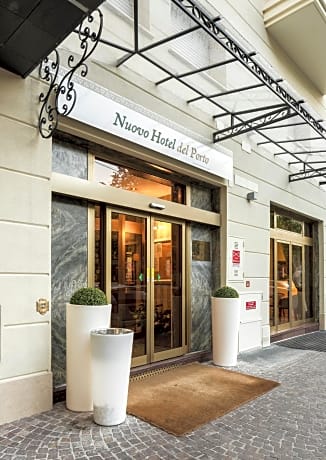 Nuovo Hotel Del Porto