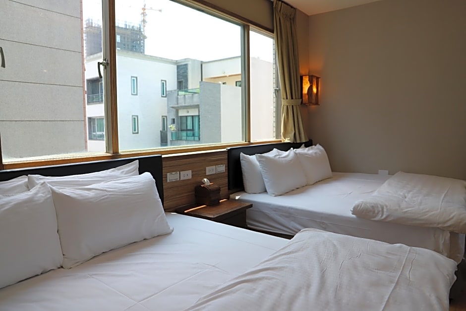 TAINAN JULIE'S GARDEN