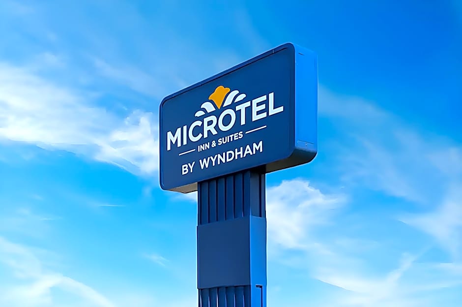 Microtel Inn & Suites by Wyndham Liberty/NE Kansas City Area