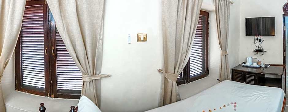 Al Johari Hotel & Spa