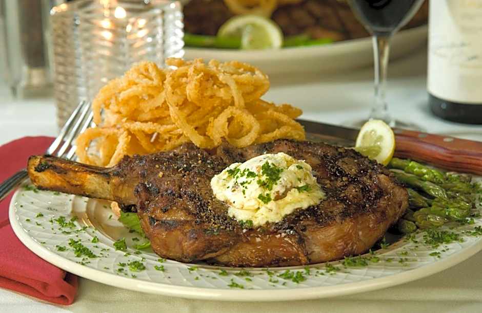 Capitol Plaza Hotel Montpelier, Tapestry Collection by Hilton