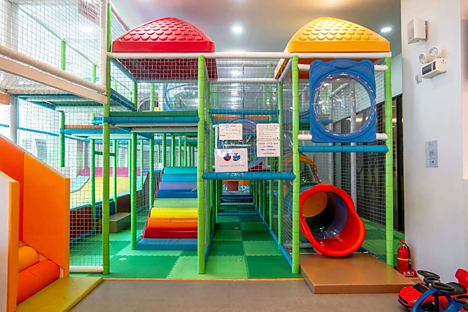 Yeongju Hotel