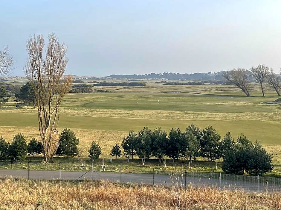 19th Hole Hotel Carnoustie