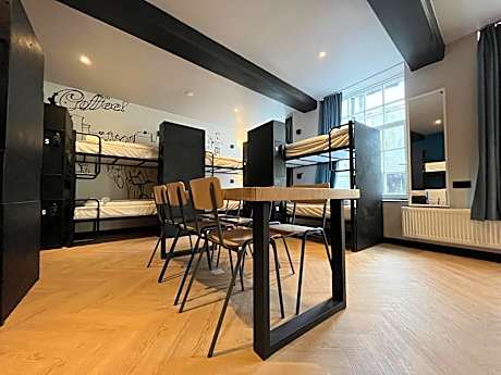 Bed in 12-Bed Mixed Dormitory Room