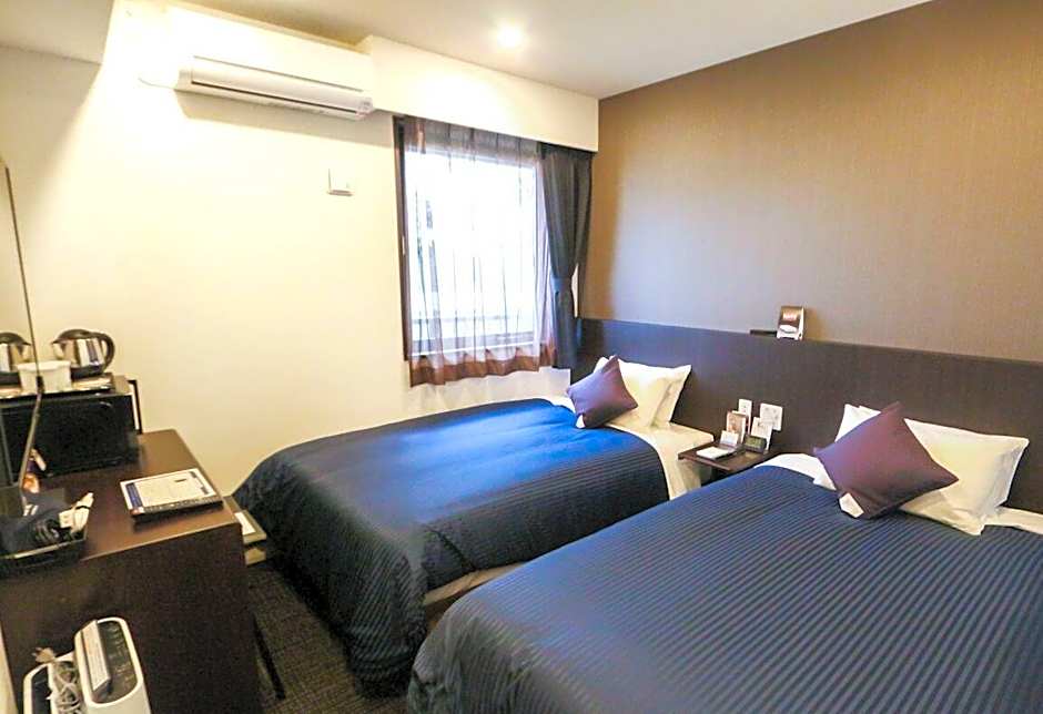 HOTEL LiVEMAX SENDAI HIROSEDORI