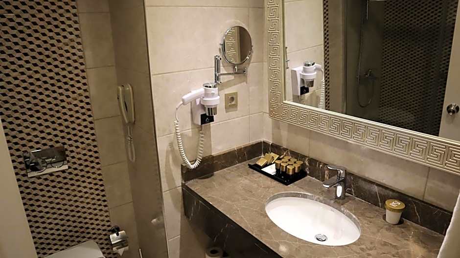 Oz Hotels Side Premium