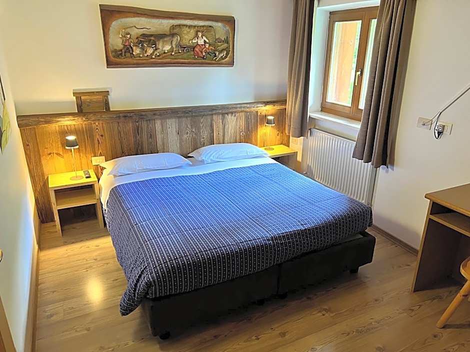 Garni Eden Bed and breakfast