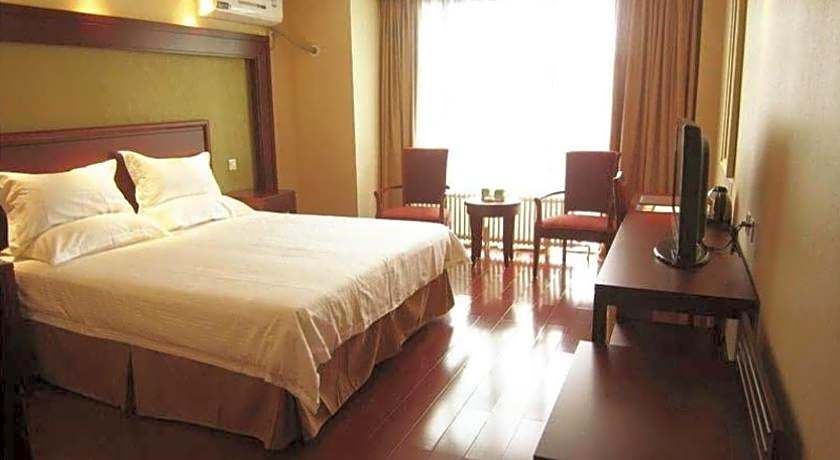 GreenTree Inn Beijing Lin Cui Road Business