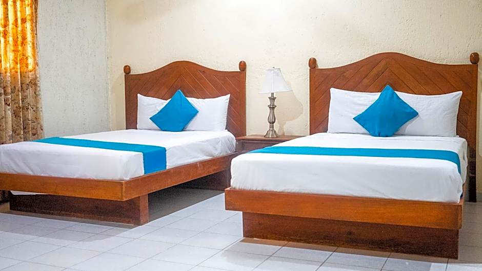 Suites del Sol Hotel & Apartments