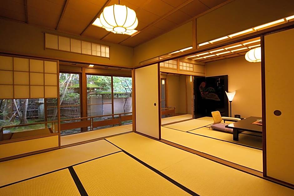 UNZEN HANZUIRYO by Onko Chishin