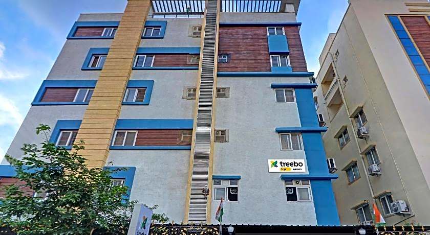 OYO 10595 Hotel Mirras