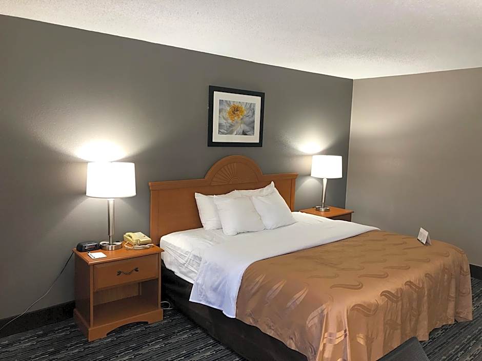 Quality Inn Rochester South