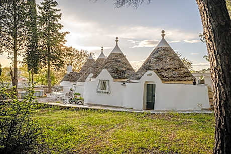 Ad un passo da Cisternino - Trulli con Foresta, Bici e BBQ