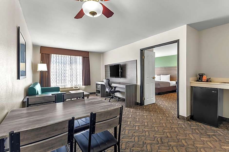 Quality Inn & Suites Salt Lake City Airport West