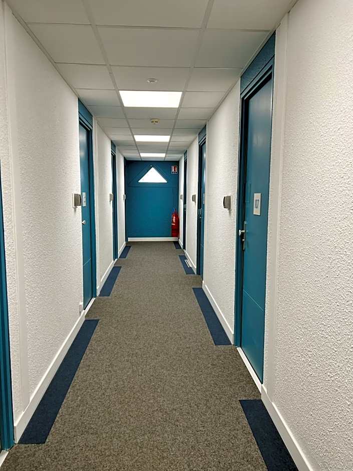 Kyriad Direct Narbonne Sud