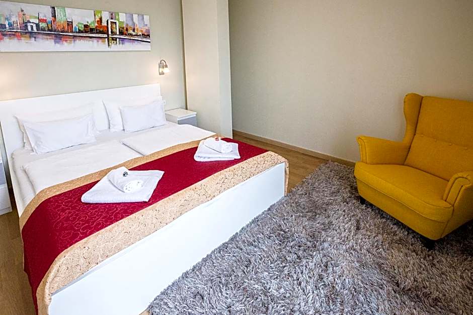 Di Verdi Imperial Hotel