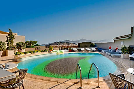 Kouros Art Hotel (Adults Only)