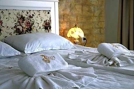 Three-Bedroom Apartment with Sea View