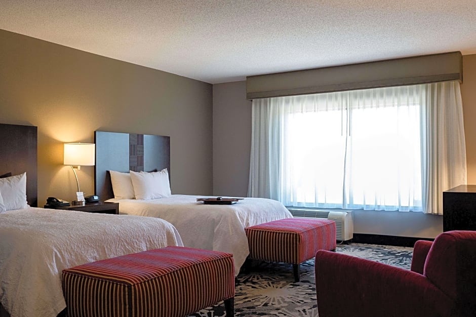 Photo 1 of 4 of 1 King Bed, Mobility Accessible, Bathtub