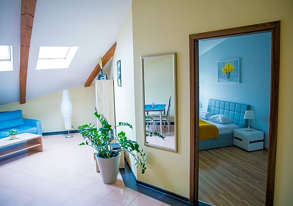 City Aparthotel