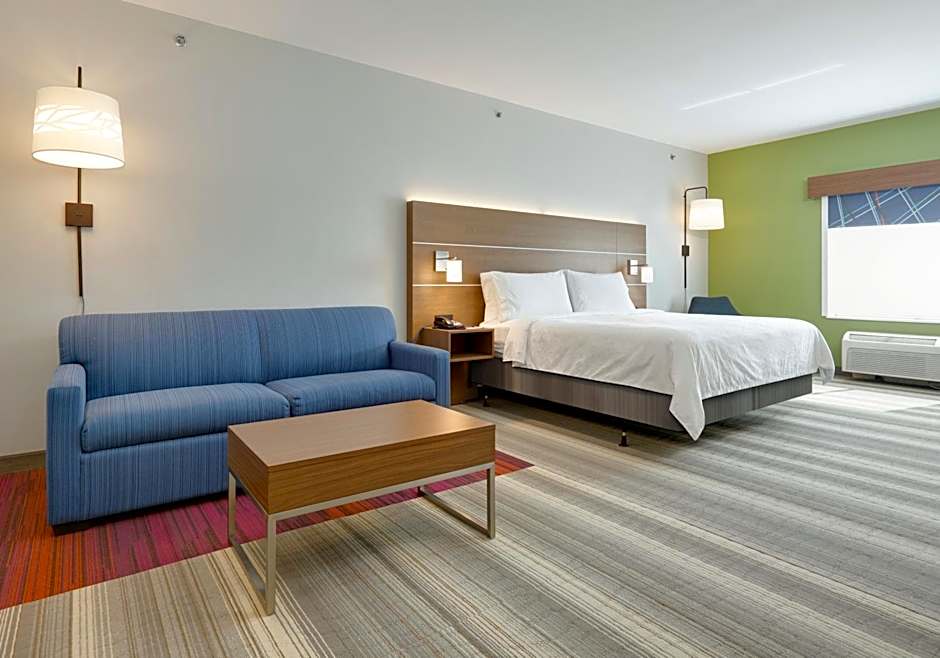 Holiday Inn Express Hotel & Suites Denton By IHG