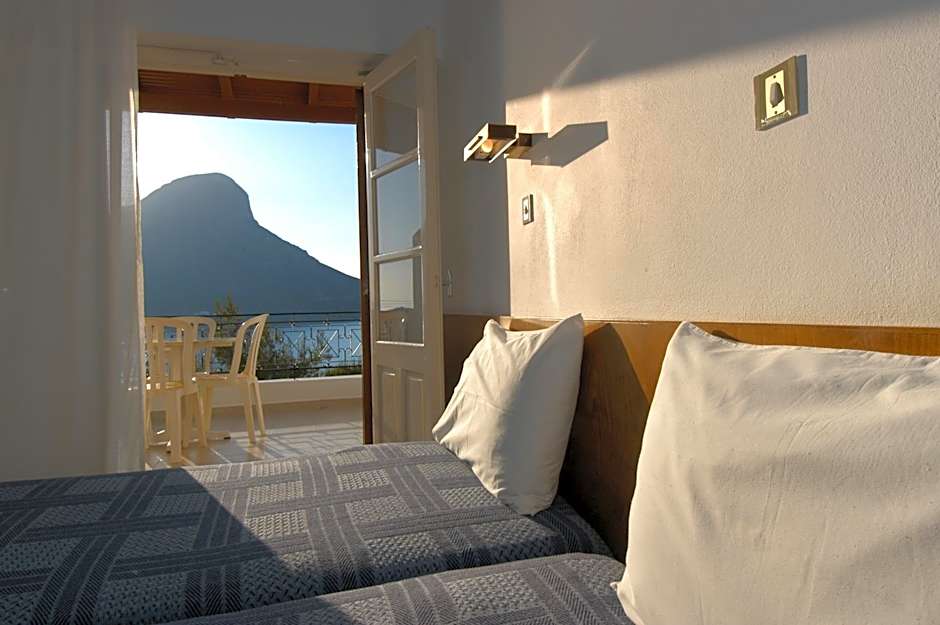 Oasis Hotel