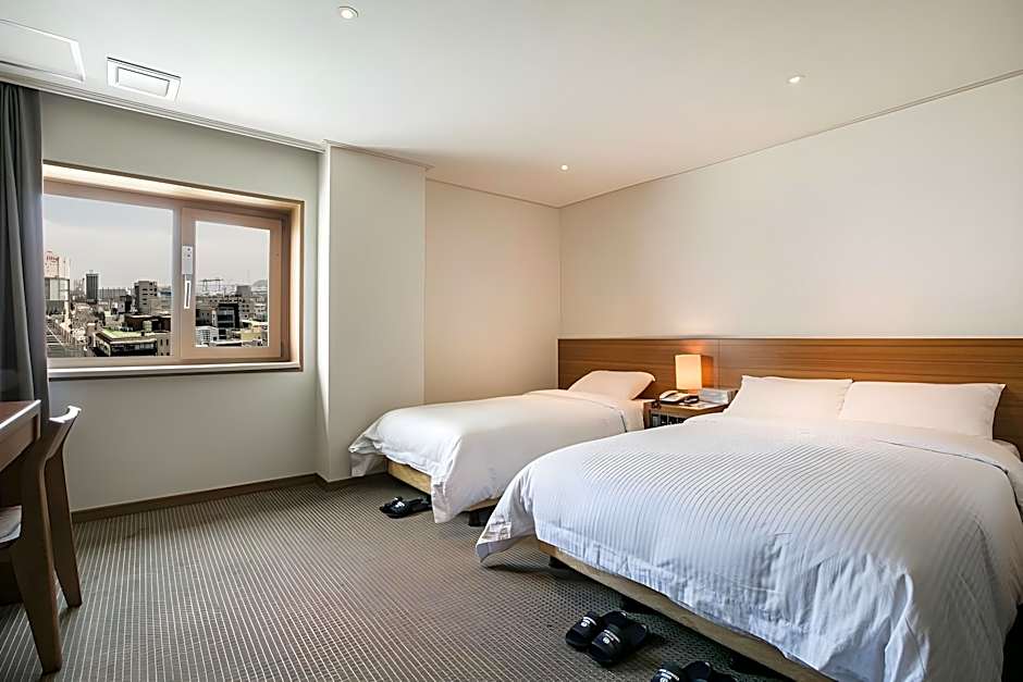 Busan Tourist Hotel