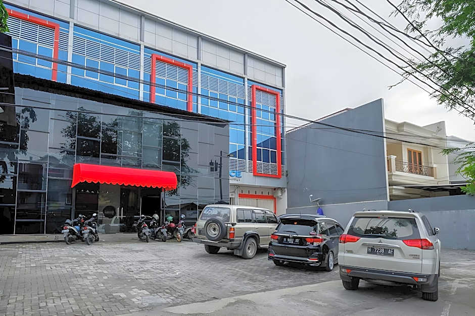 RedDoorz @ Jalan Kartini Semarang