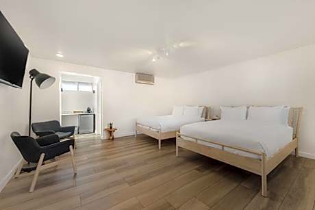 Queen Room with Two Queen Beds