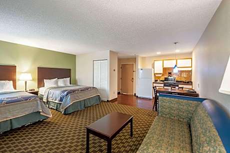 Queen Studio with Two Queen Beds - Accessible/Non-Smoking
