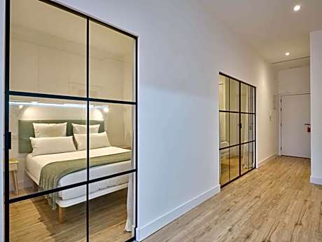 Standard Double Suite