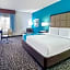 La Quinta Inn & Suites by Wyndham Paris
