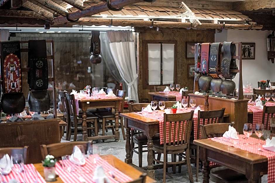 Hotel Olympic - Montana Center