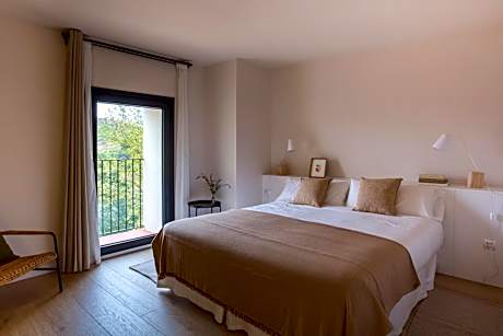 Double or Twin Room with Balcony