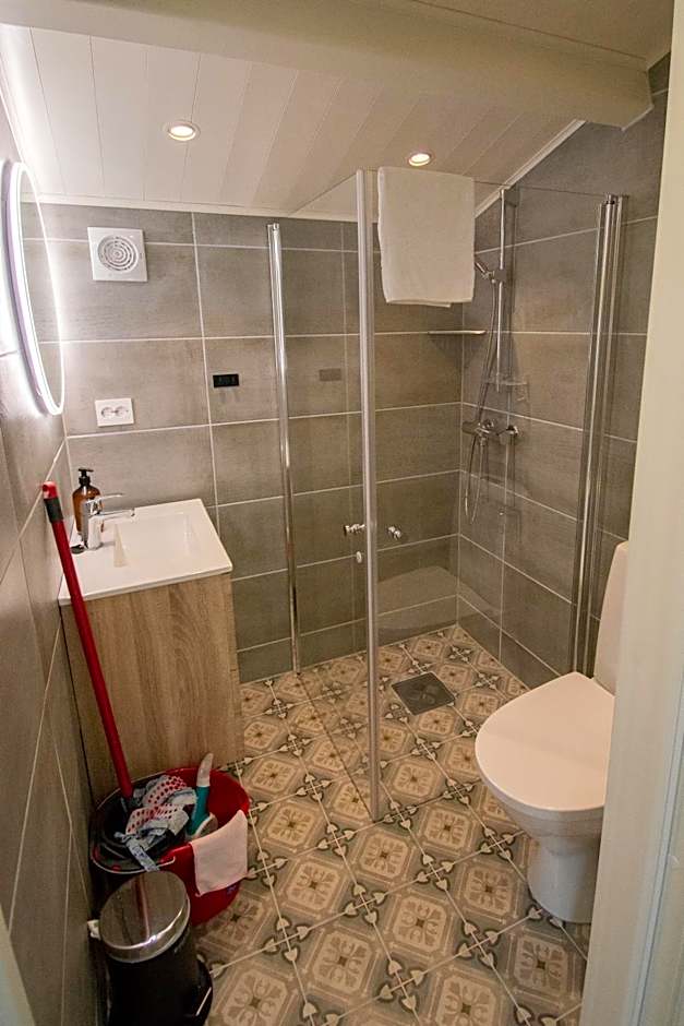 Grande Hytteutleige og Camping