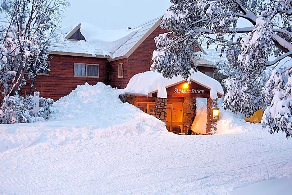 Summit Ridge Alpine Lodge