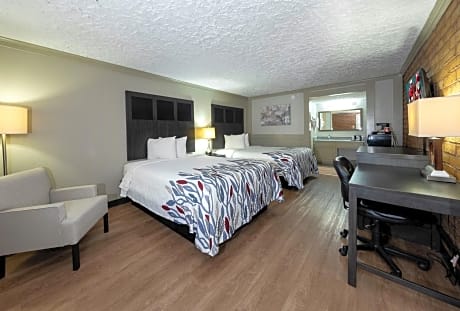 Deluxe Room with Two Queen Beds Smoke Free