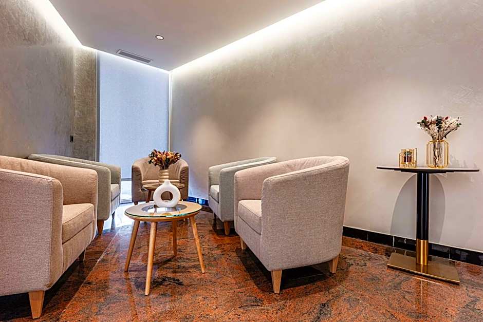 Brit Hotel Privilège Paris Rosny-sous-Bois