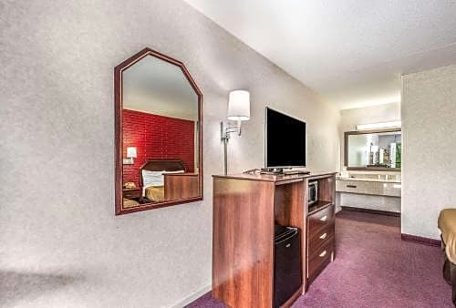 Economy Inn
