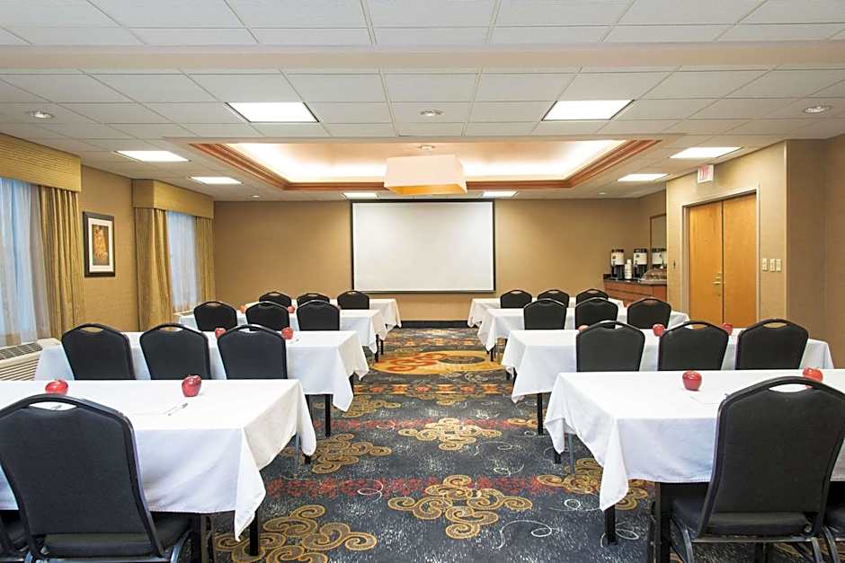 Hampton Inn By Hilton Columbus/Taylorsville/Edinburgh
