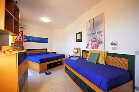 One-Bedroom Apartment (4 Adults)