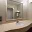 Days Inn & Suites by Wyndham Albany