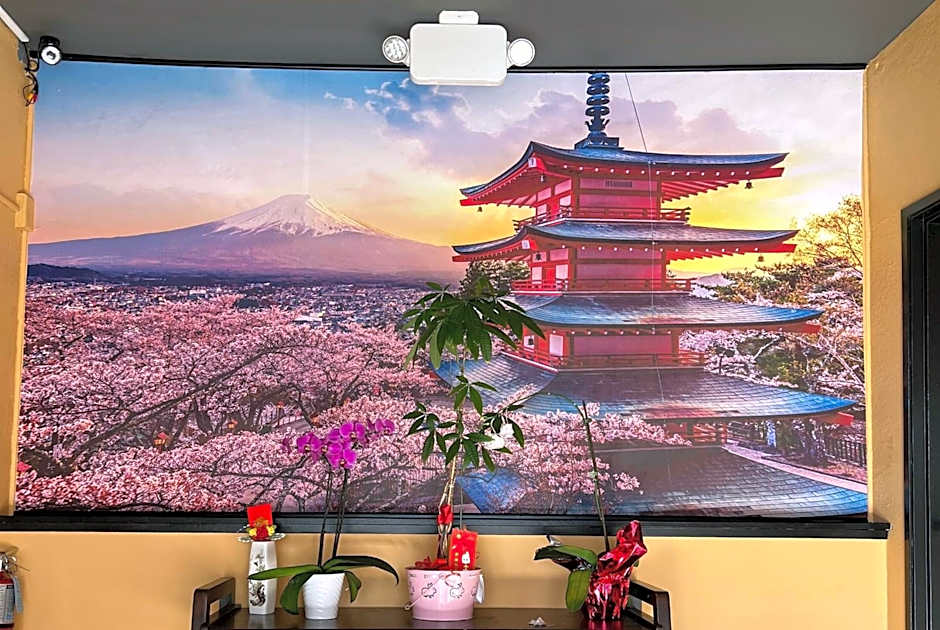 La Quinta Inn & Suites by Wyndham San Francisco Airport West