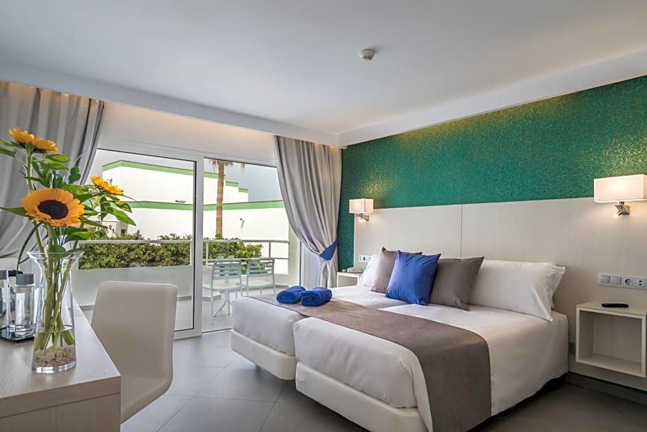 Aparthotel Esquinzo Y Monte Del Mar