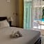Baan Jeen Hotel Samroiyod Beach