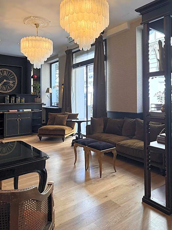 New Hotel Republique