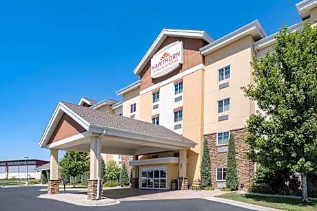 Hawthorn Suites by Wyndham Williston