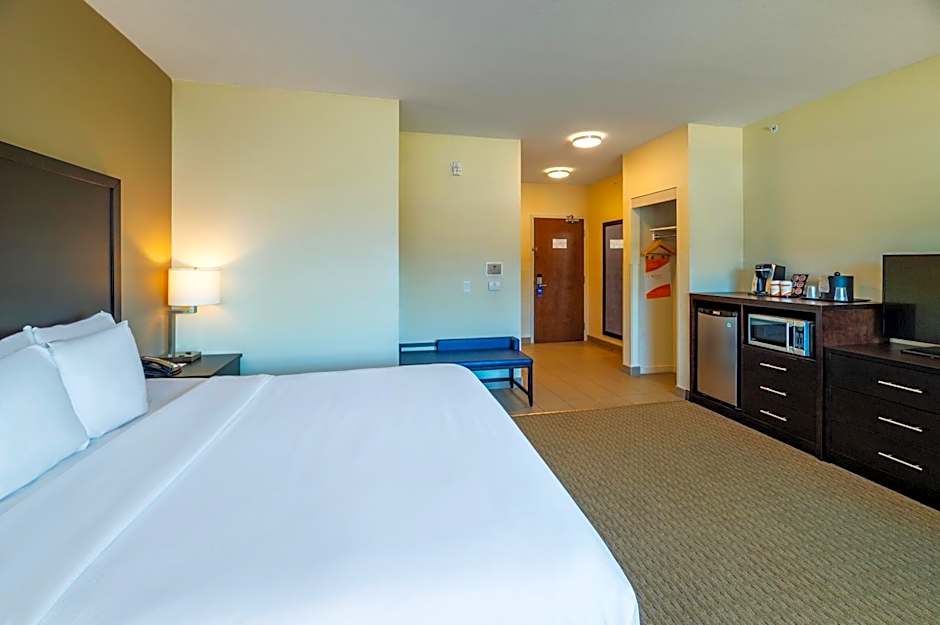 Comfort Inn & Suites