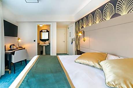 Classic Room with Terrace