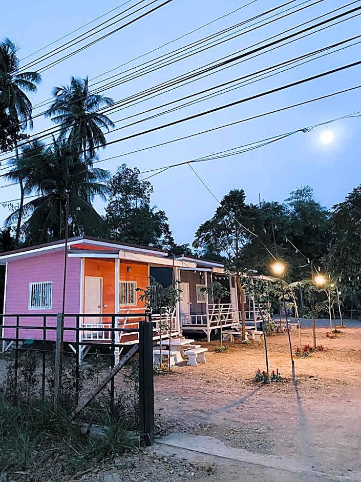 NP โฮมสเตย์ นอนเต็นท์ติดแอร์